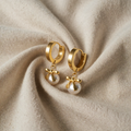 Dalia – elegantné náušnice v striebornej farbe