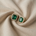 Karoliina – elegantný šperk v striebornej farbe